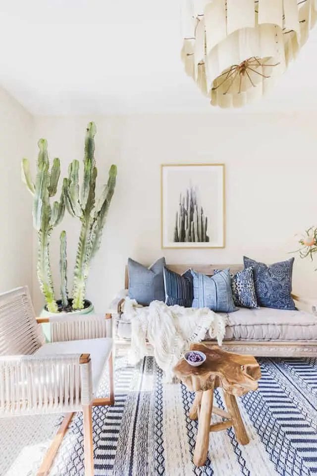 We gathered some of the best modern bohemian interior design ideas available, put it together in a curated gallery and hopes you to find enough inspiration to get what you want and need. Get more inspiration at betterthathome.com