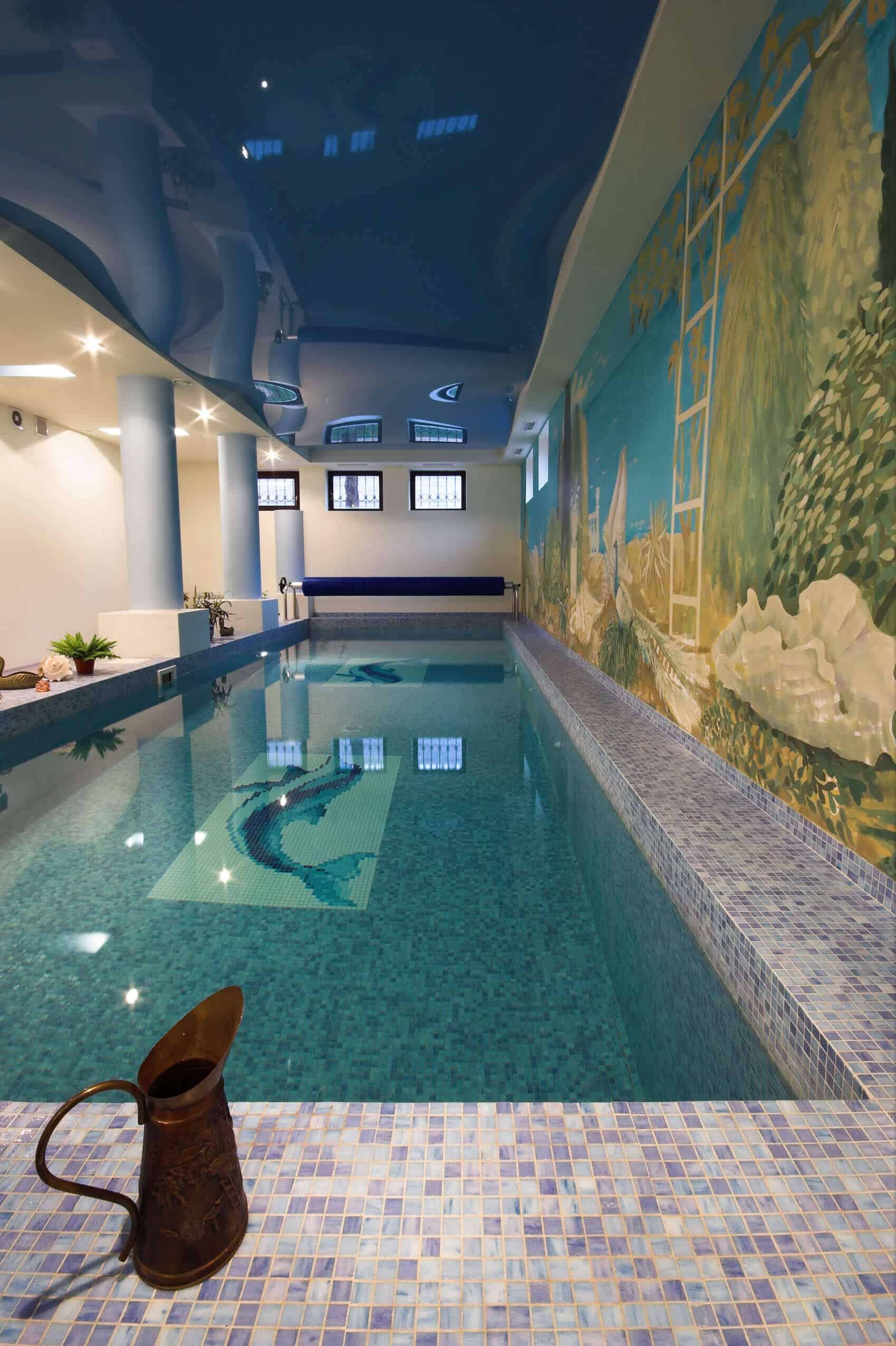 29 Ways You Can Design Your Big Indoor Swimming Pool - Page 8 Of 29
