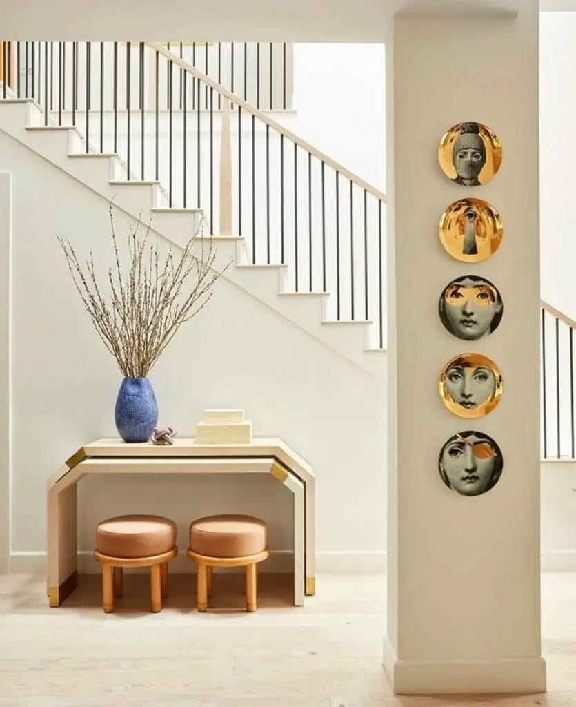 Photo of decorative wall plates.